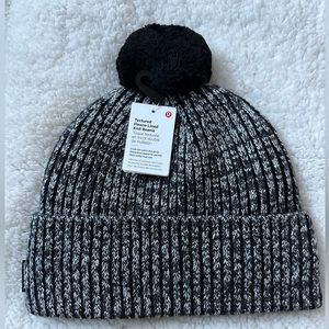 Lululemon Women's Textured Fleece-Lined Knit Beanie